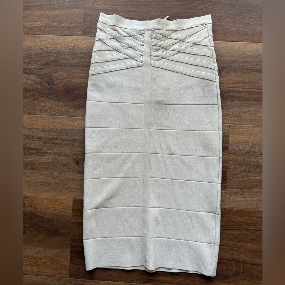 Bebe Cream Midi Skirt